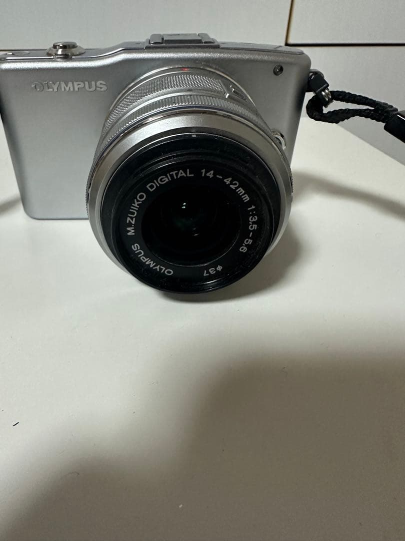 オリンパス　PEN mini E-PM1 シルバー