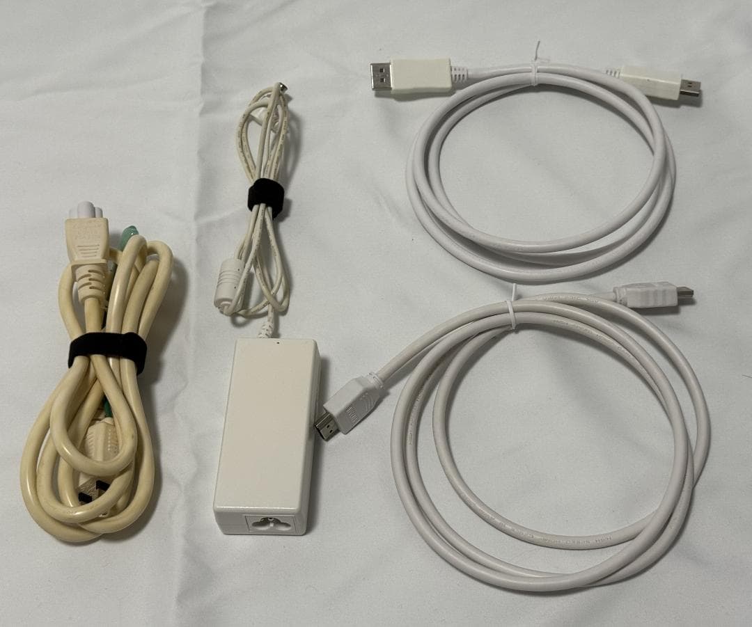 LG 27インチ 4Kモニター/ 27UD68-W / IPS 非光沢 /