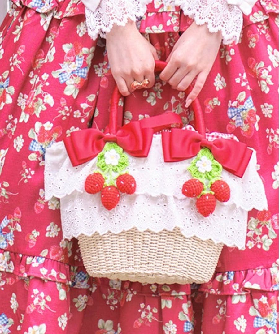 axes femme 受注生産 いちごあみぐるみ付き カゴバッグ