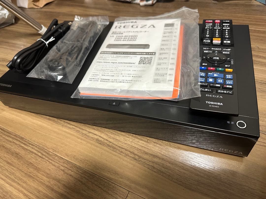 美品 TOSHIBA REGZA DBR-4KZ200 ブルーレイレコーダー