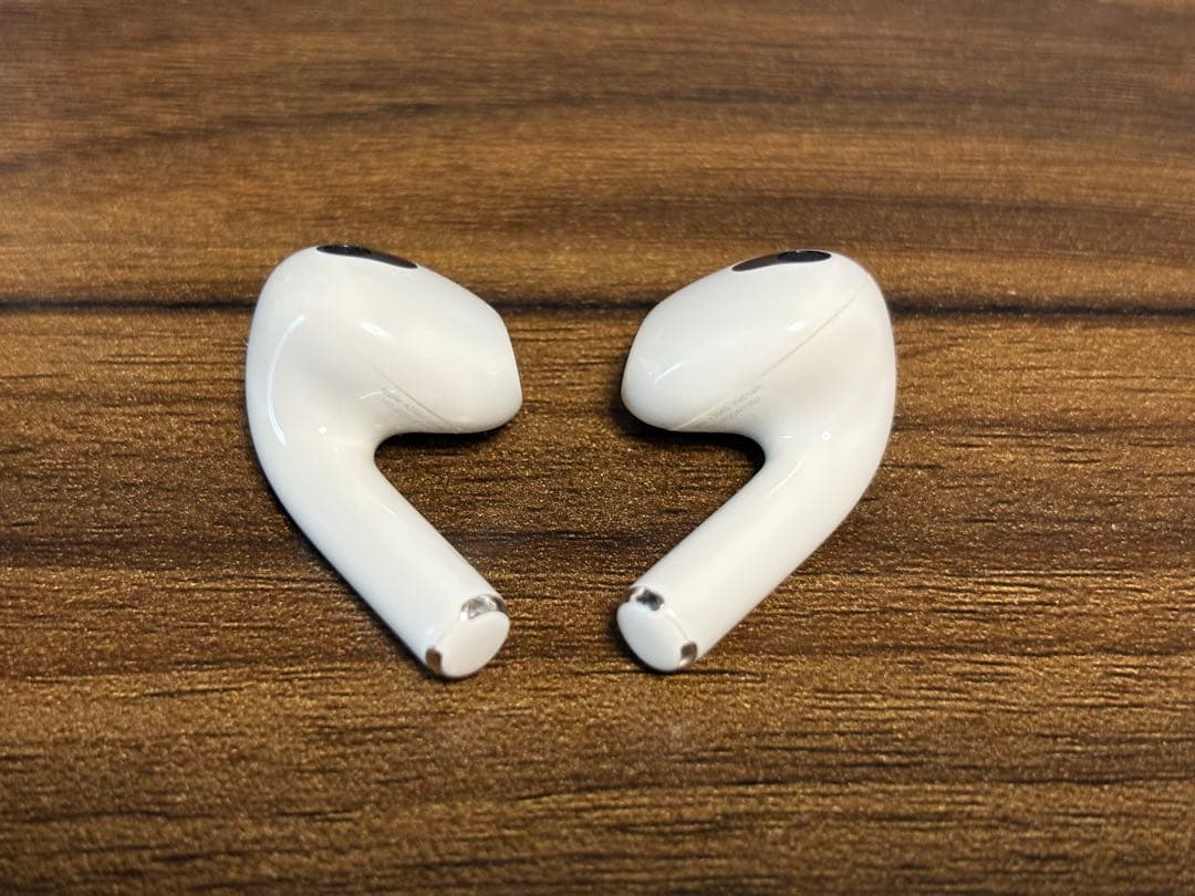 Apple AirPods 第３世代 本体 充電ケース付き
