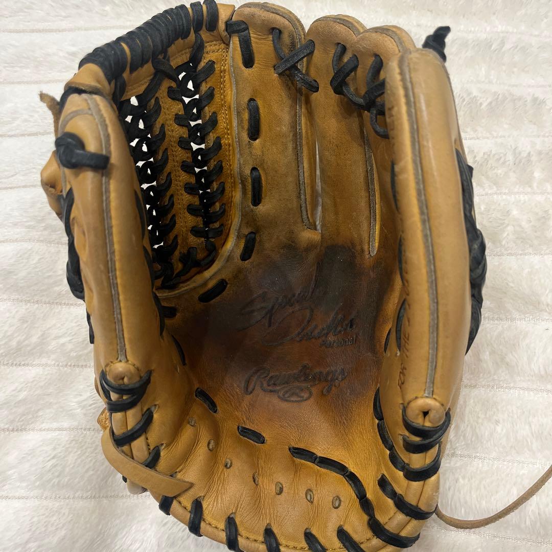 ローリングス　硬式オーダー内野手用　グローブ　袋、ホルダー付き