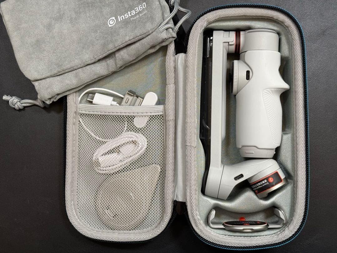 Insta360 Flow Pro (iPhone用ジンバル)