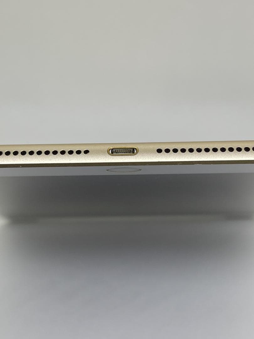 SIMフリー iPad 第5世代 128GB ゴールド