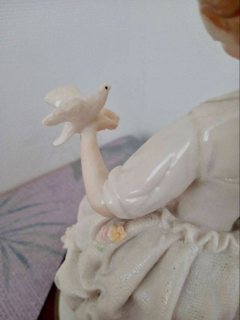 カポディモンテ　レース人形　フィギュリン　陶器　人形