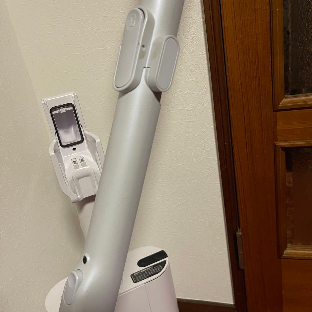 シャーク　スティッククリーナー　【LC351JWH】 動作確認済み