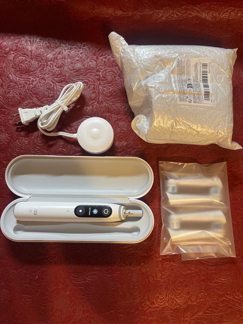 BRAUN Oral-B iO8 最上クラス　新品・未使用品/その他