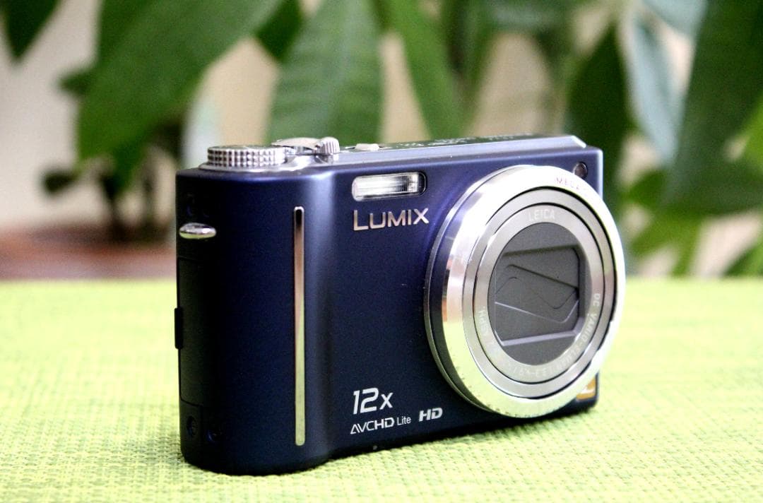 ★元箱付・美品★ パナソニック LUMIX DMC-TZ7 ブルー デジカメ