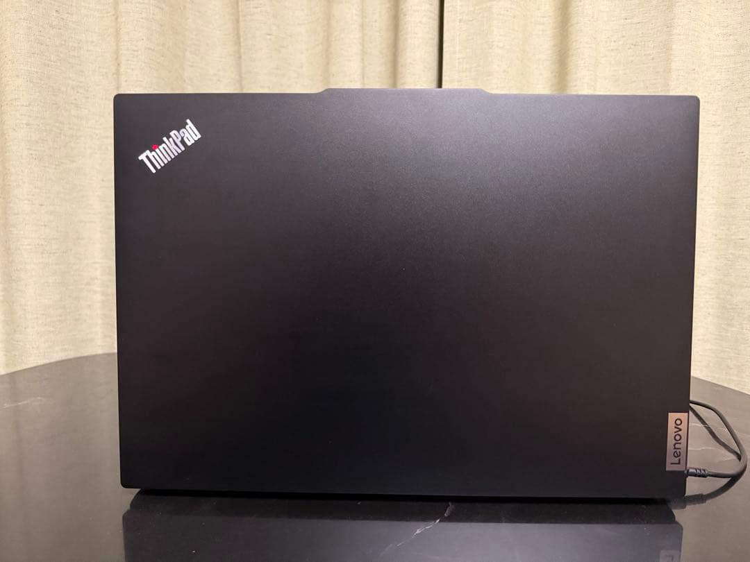 ThinkPad E16 Gen1 Core i3/8GBメモリ/256GB