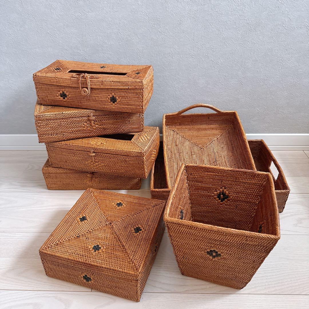 新品未使用 アタのティッシュケース リボン 花柄 バリ島雑貨 アジアン雑貨