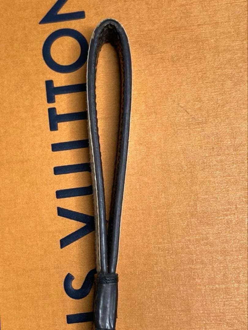 ルイヴィトン　モノグラム　エクリプス　ドラゴンヌ　キーホルダー　キーリング