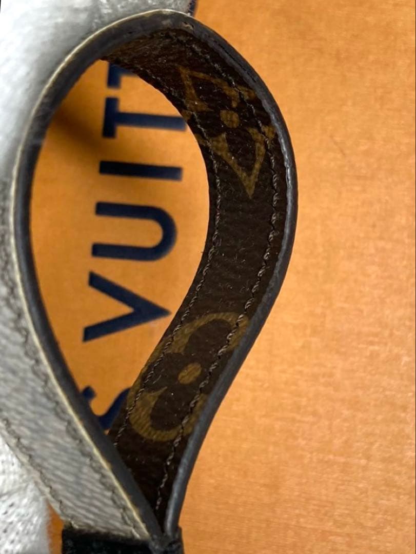 ルイヴィトン　モノグラム　エクリプス　ドラゴンヌ　キーホルダー　キーリング