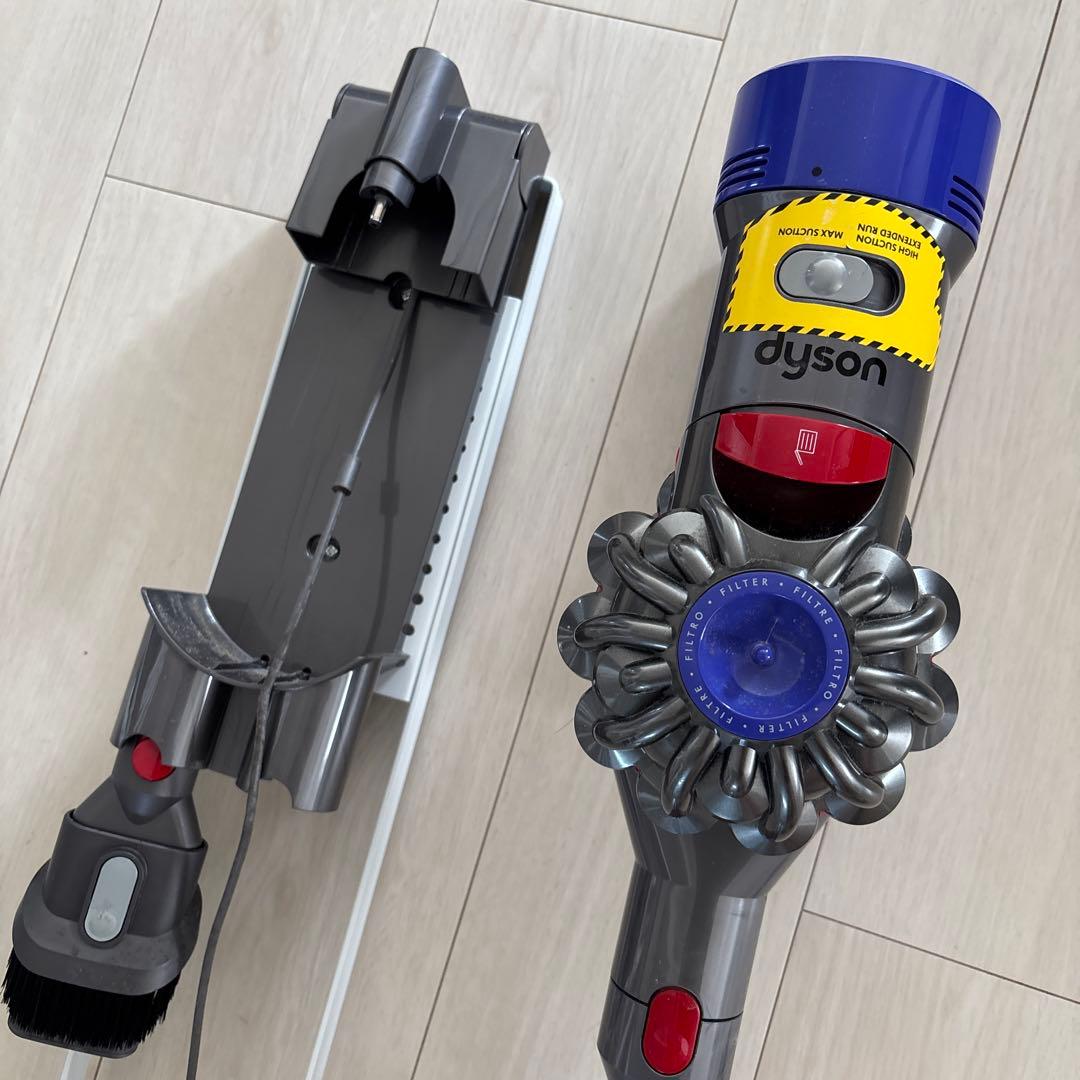 ダイソン Dyson V8 掃除機 本体 HEPA TOWERラック