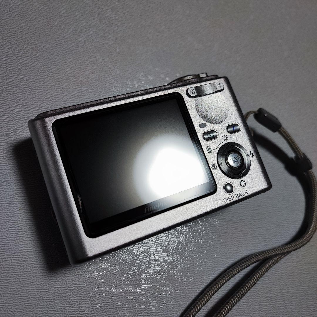 Fujifilm FinePix F11 6.3メガピクセル デジタルカメラ