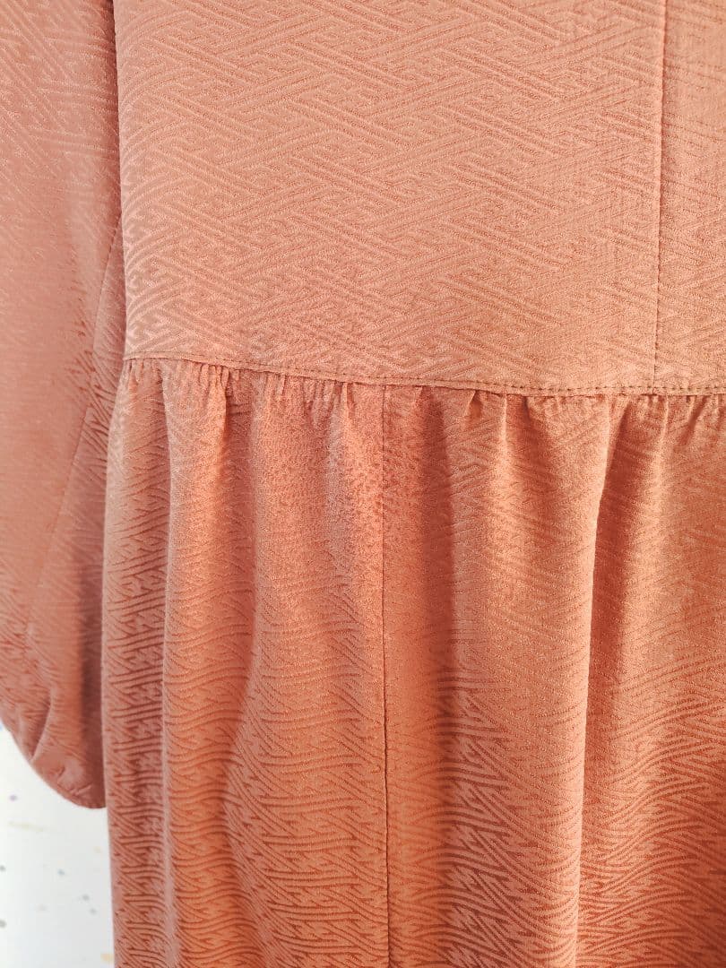 身幅53【紋付き-紗綾形地紋ワンピース】着物リメイク