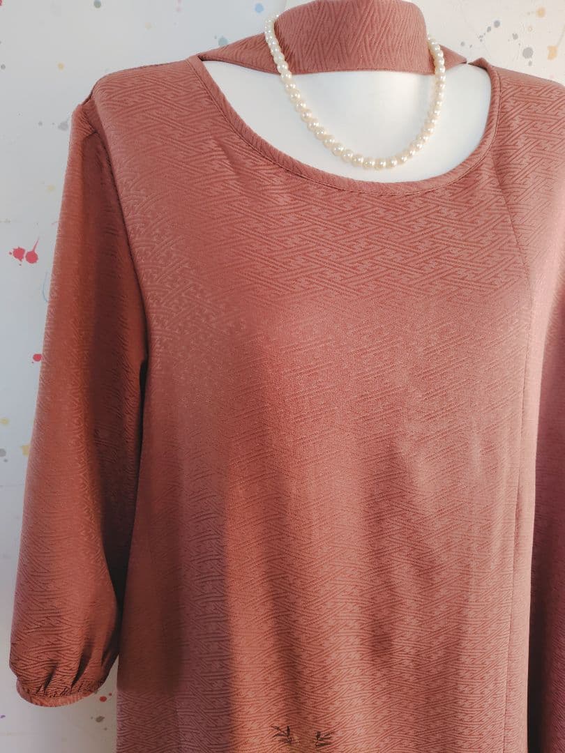 身幅53【紋付き-紗綾形地紋ワンピース】着物リメイク