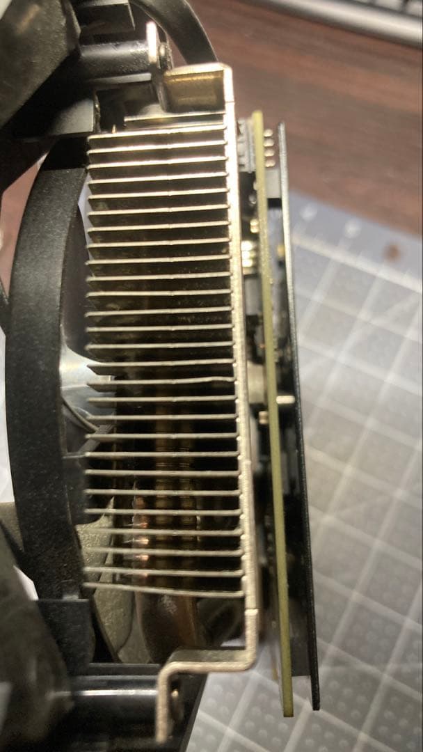 ASRock デュアルファングラフィックボード　RADEON RX590 8GB