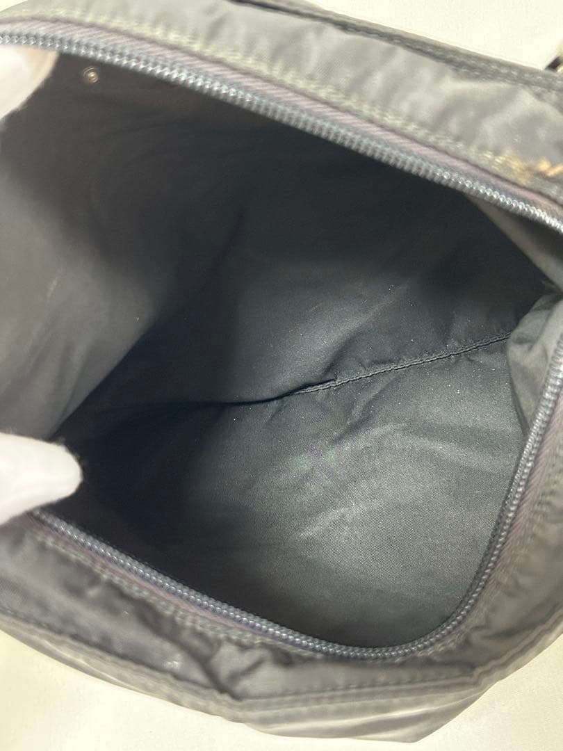 PRADA プラダ メッセンジャー ショルダー　バッグ　ナイロン　黒