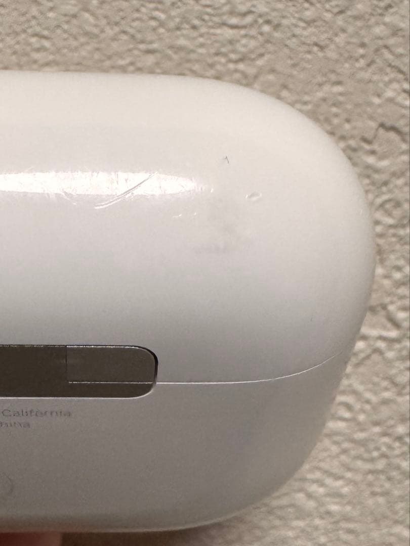 AirPods Pro（第2世代）Lightning 付属品完備／傷あり