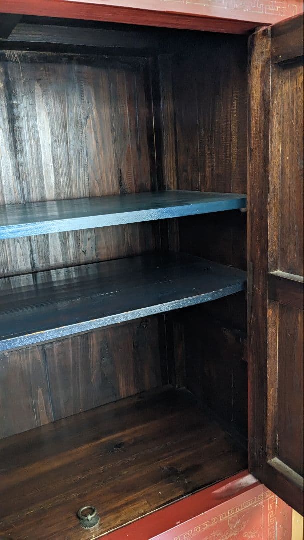 ✨シンガポール家具　存在感のある素敵な…キャビネット　落ち着いた朱赤色✨