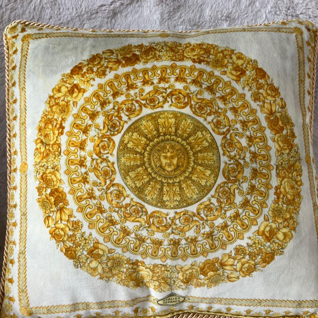 VERSACEヴェルサーチ メデューサ柄 両面クッション 3点セット