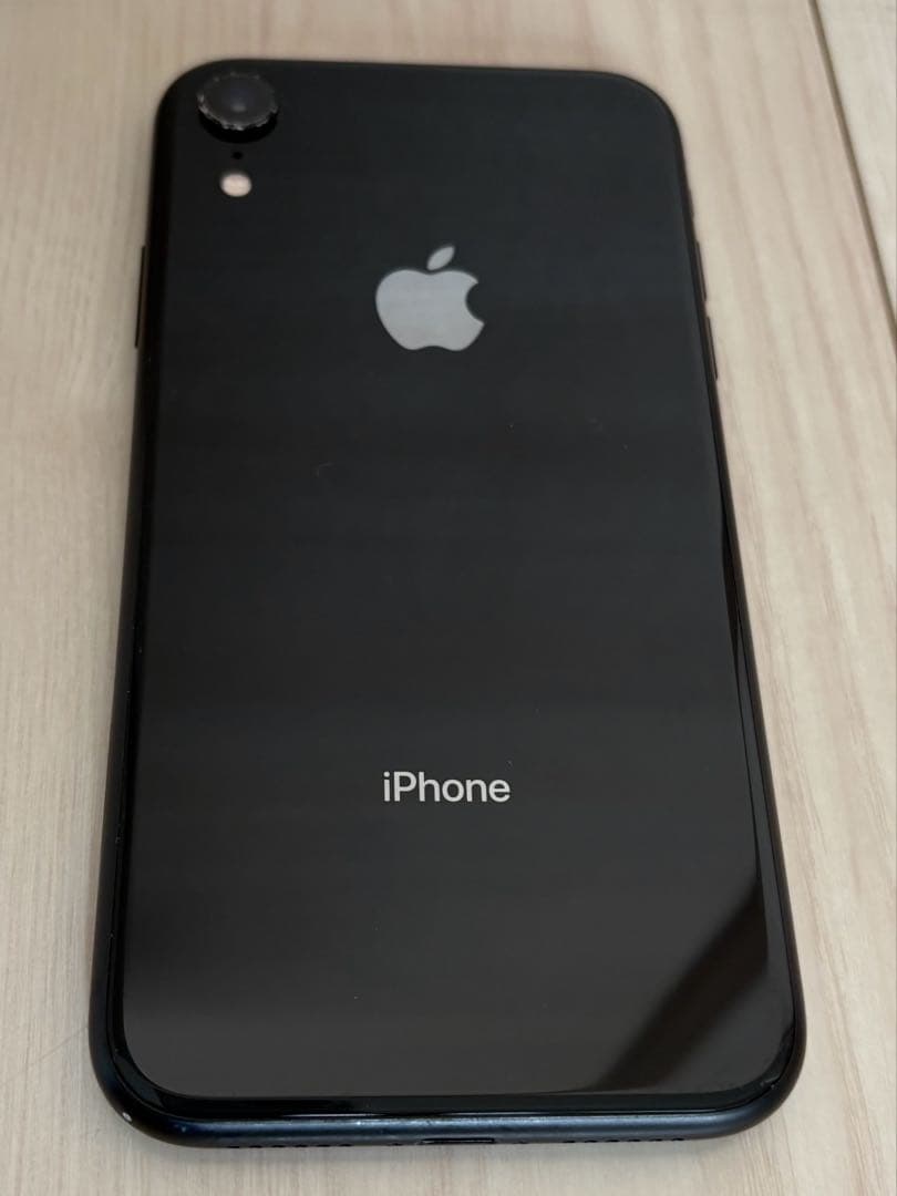 Apple iPhone XR ブラック　128GB SIMフリー