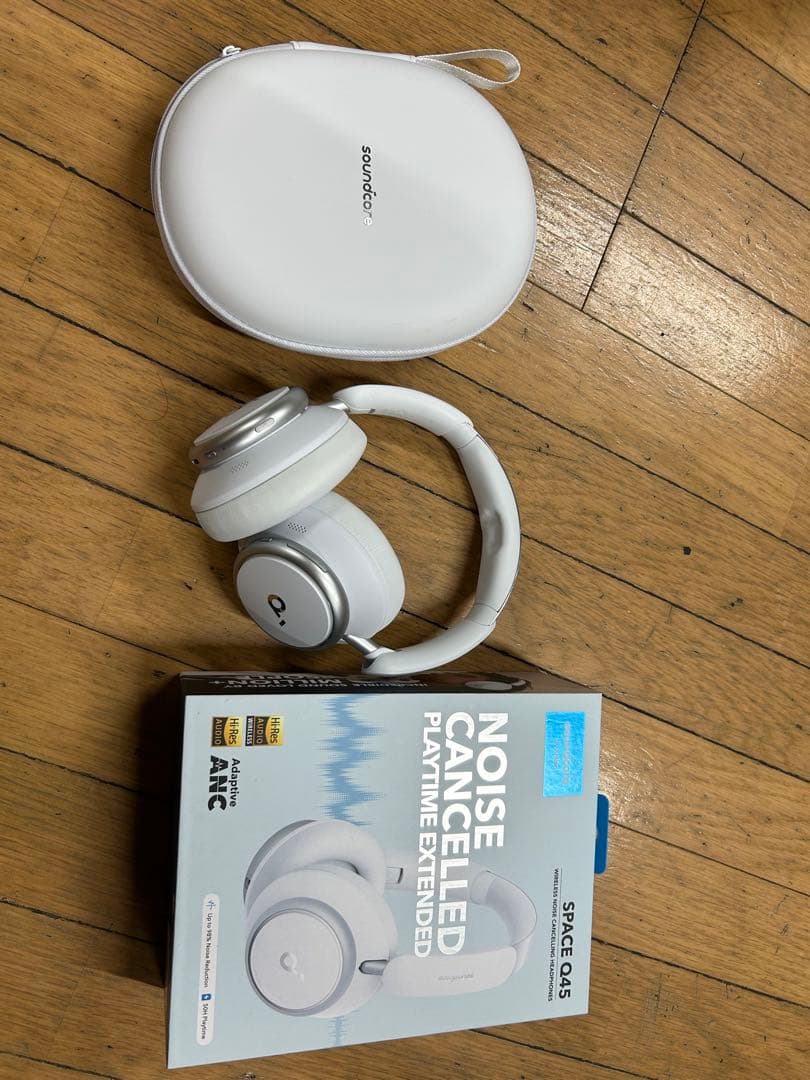 ヘッドホン Soundcore Noise Cancelled