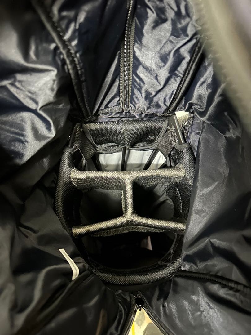 TaylorMade ブラック 迷彩柄 スタンド型 キャディバッグ