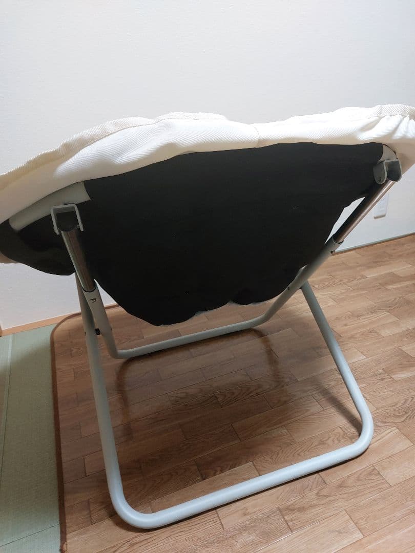 ⭐値下げしました⭐ ⭐再値下げ要相談⭐ホワイトクッション折りたたみチェア