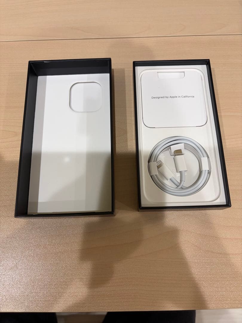 Apple iPhone 13 Pro ブルー本体