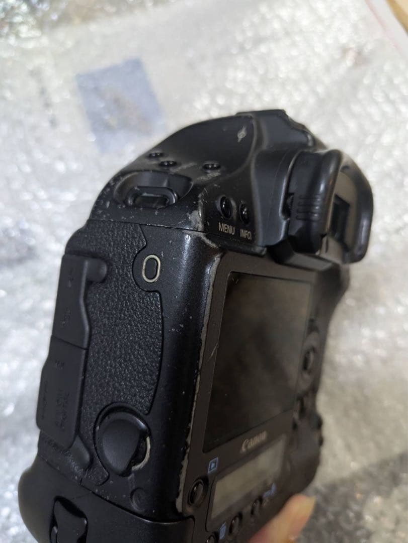 【値下げ】canon キヤノン EOS 1D Mark Ⅳ