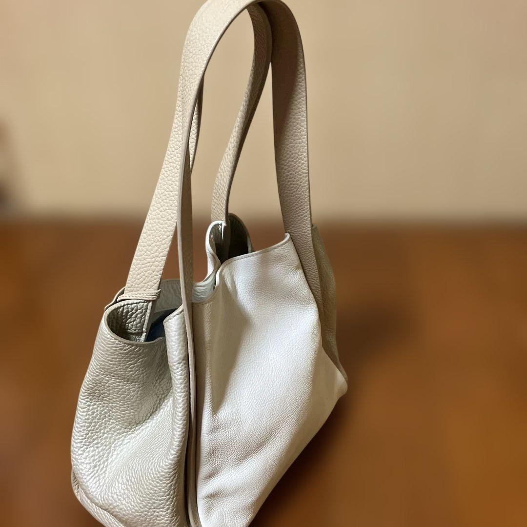 AKRIS アクリス　アクリスバッグ　レディースバッグ