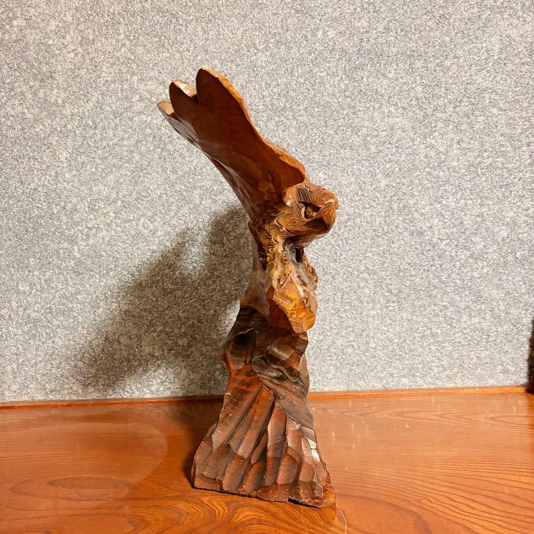 【タカ木彫り／鷹の置き物】縁起もの 木製 置物 レトロ インテリア