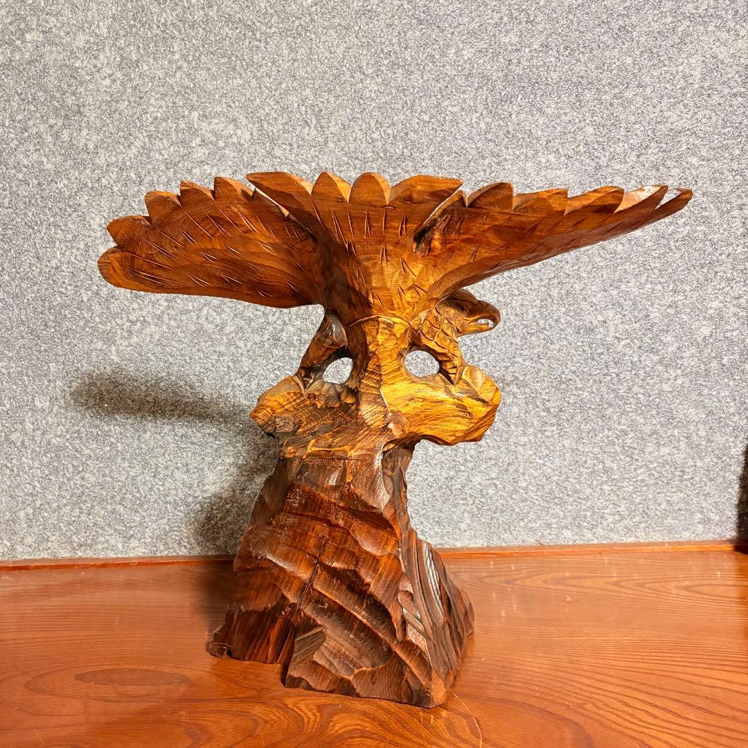 【タカ木彫り／鷹の置き物】縁起もの 木製 置物 レトロ インテリア