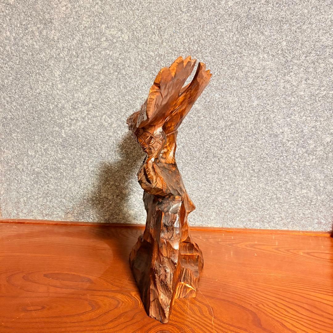【タカ木彫り／鷹の置き物】縁起もの 木製 置物 レトロ インテリア