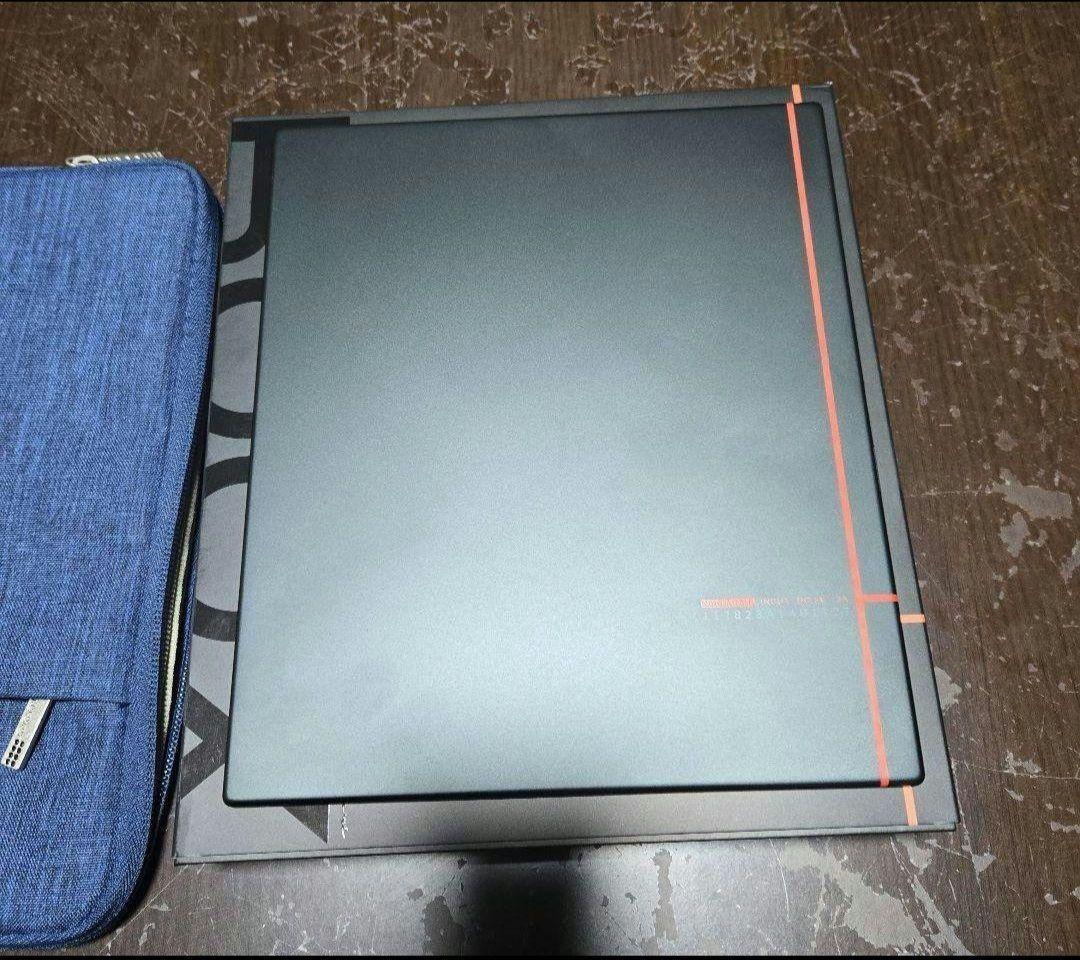 BOOX Note Air3C本体、マイクロSDカード512GB付き