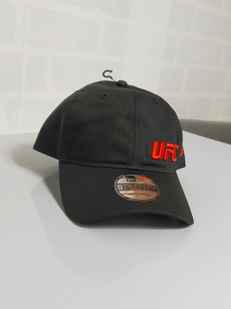 ニューエラ×UFC　9TWENTY　ブラックボディ＆レッドロゴ　残1点
