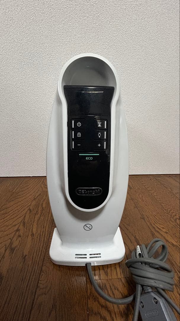 Delonghi オイルヒーター NJ0505E
