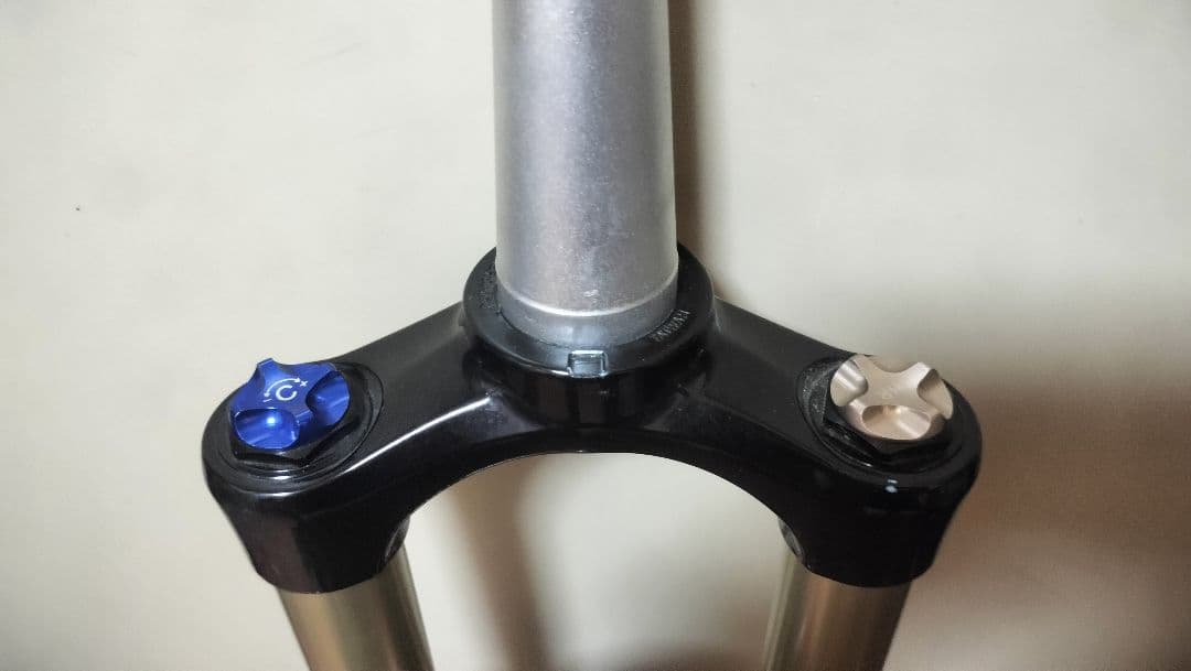 【送料込】SR SUNTOUR AION 27.5 150mm