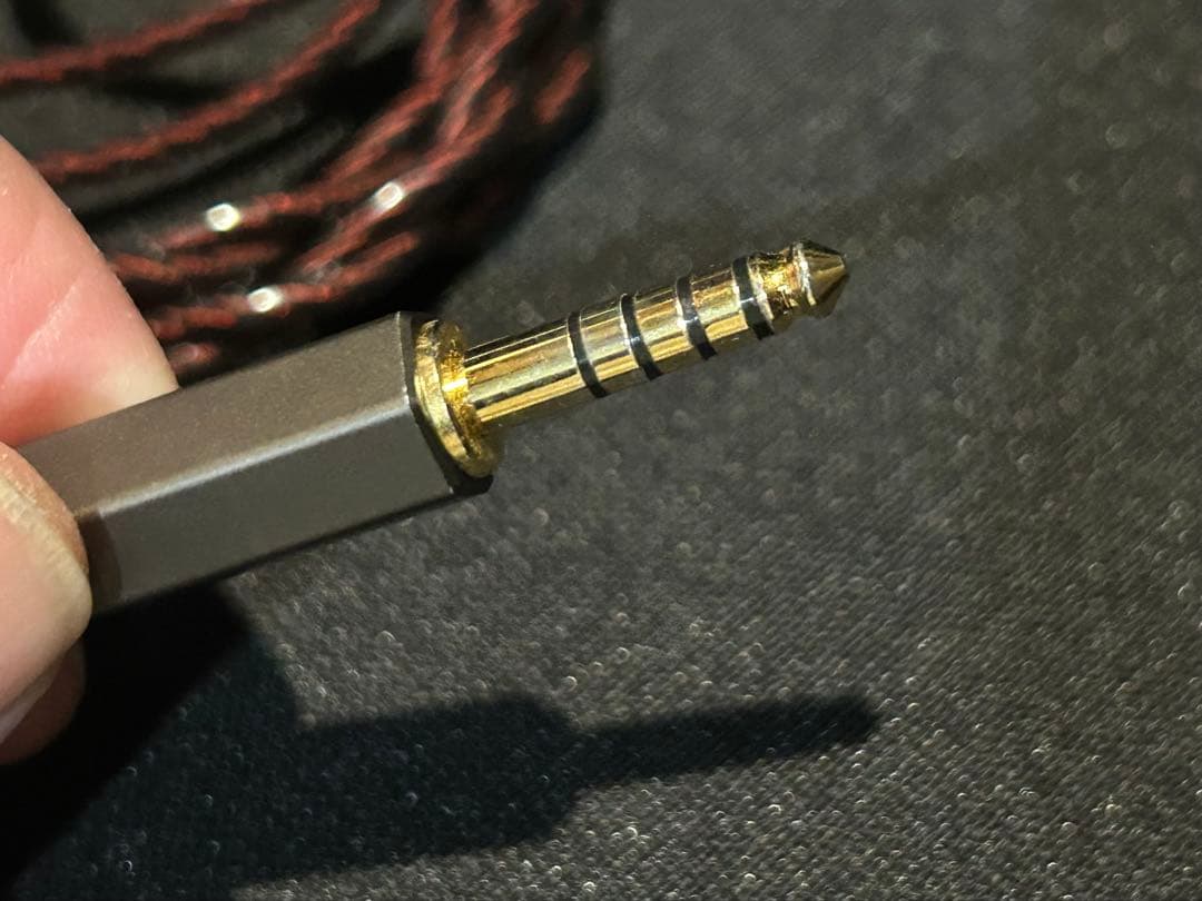 ARTPICAL Lucifer イヤホン