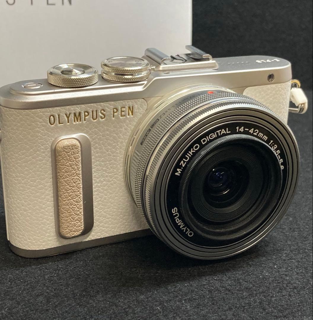 Olympus PEN E-PL8ミラーレス一眼 望遠レンズ付き 付属品多数
