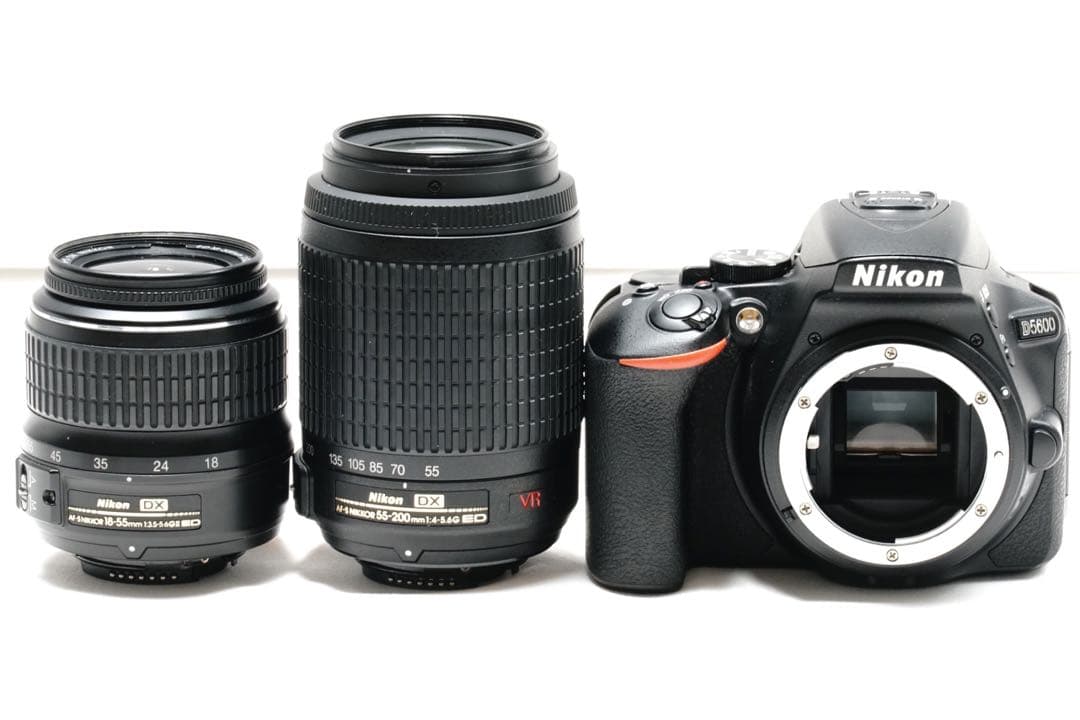 ✨Nikon D5600 美品✨スマホ転送 Wレンズキット✨一眼レフ 初心者