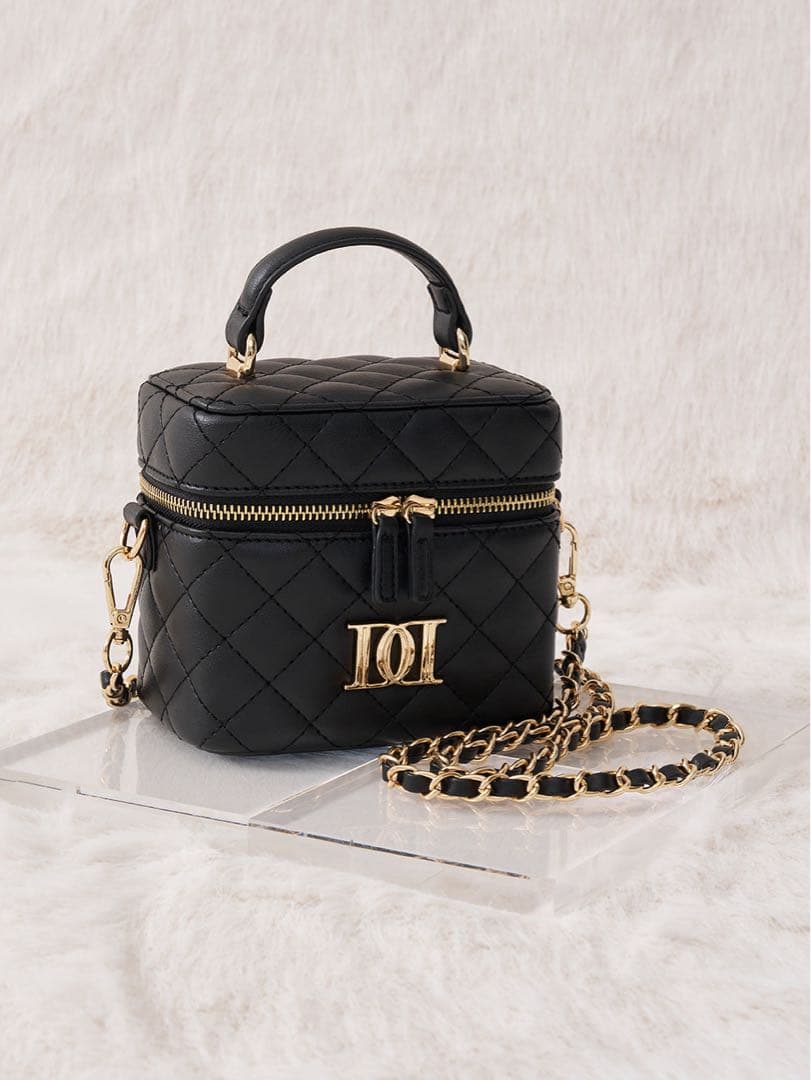 Darich ダーリッチ ゴールドパーツ キルティングスクエアミニバッグ 黒
