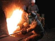 緋色の美しい信楽蹲壺