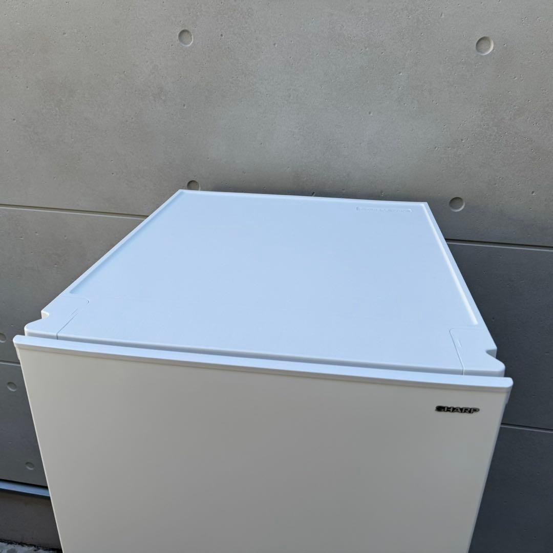 229★2025年製★ほぼ新品★シャープ　冷蔵庫　右、左開き　一人暮らし