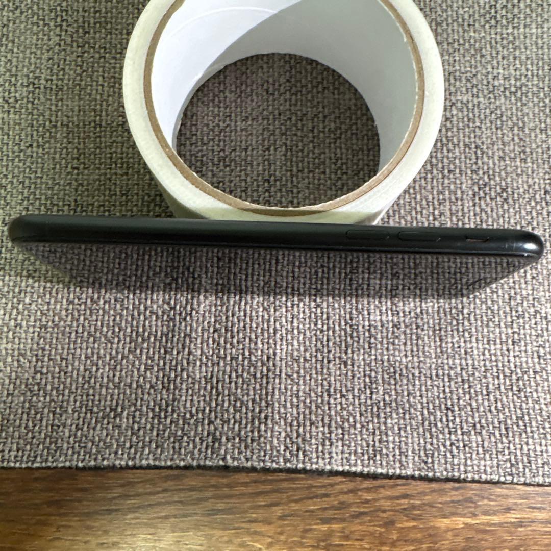 ※ジンApple iPhone SE 第二世代 ブラック SIMフリー