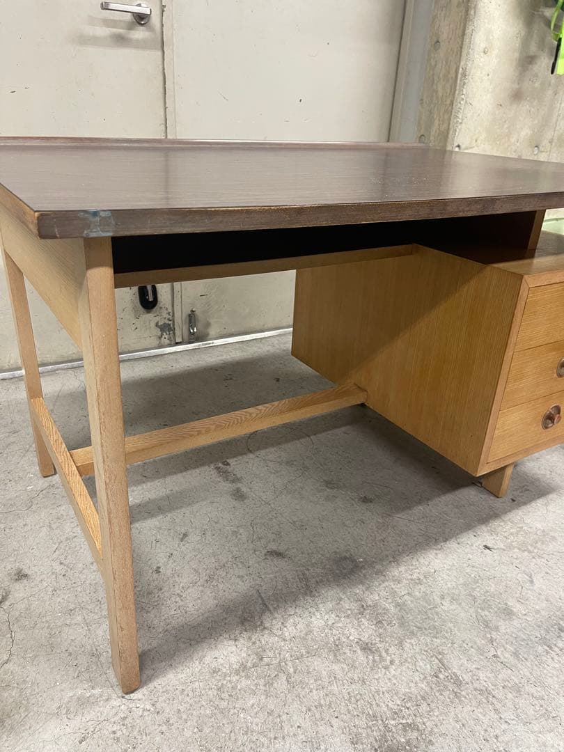 UT　ヴィンテージ デスク 机 60s北欧 モダン ミッドセンチュリー