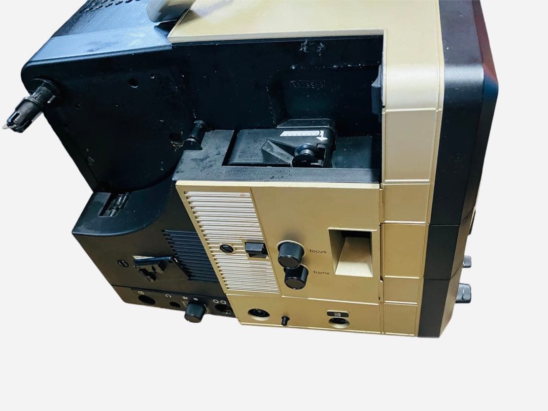 eumig RS3000 プロジェクター 本体 カバー付き