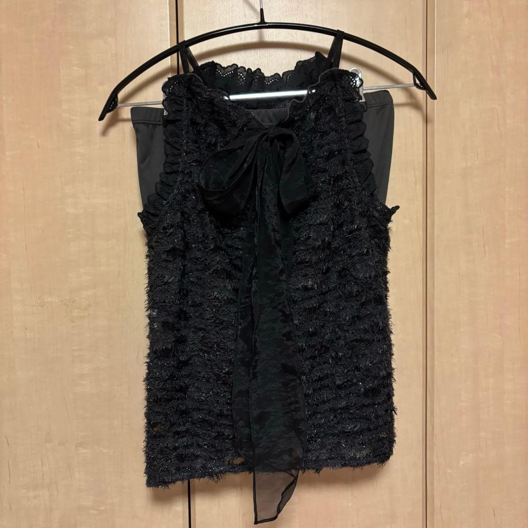 スナイデル　ホルターカットプルオーバー