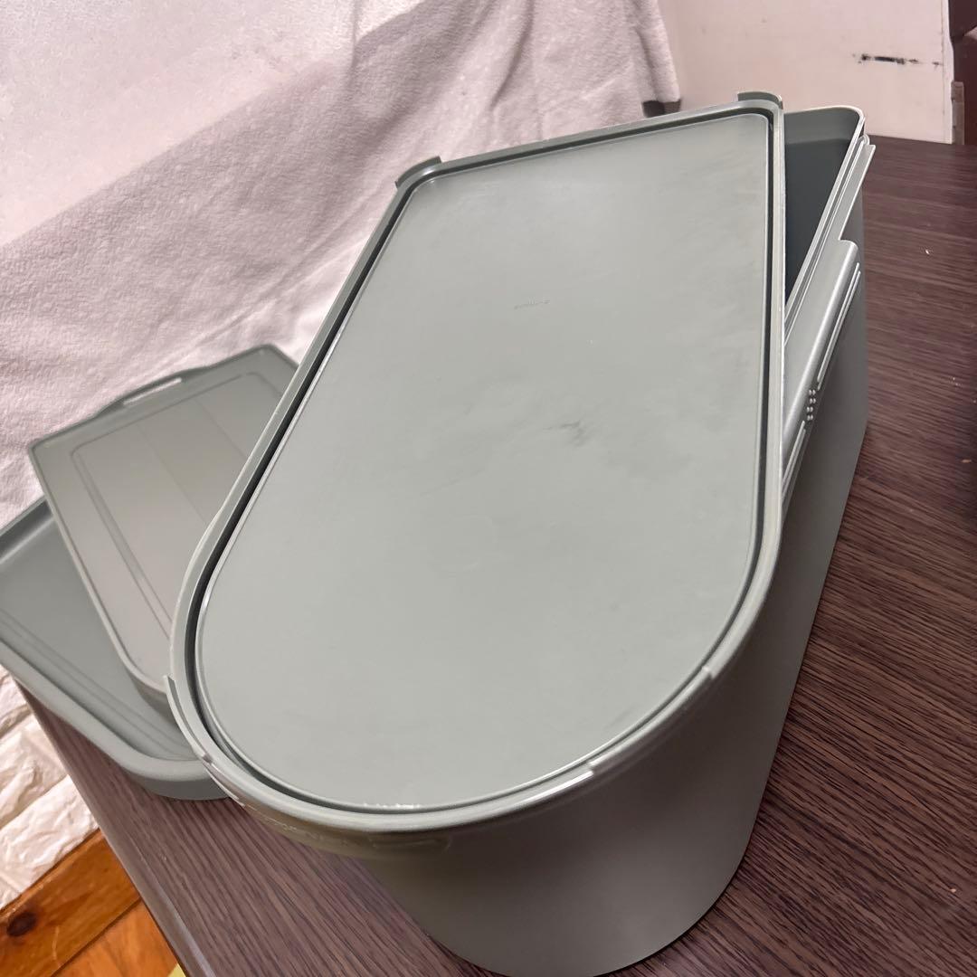 Tupperware タッパーウェア　キッチンキーパー　ハーフ2個セット